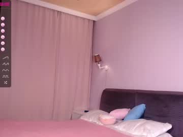 webcam girl lina_tyan live cam image #3060175