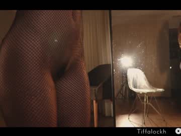 webcam girl tifalock_ live cam image #3385998