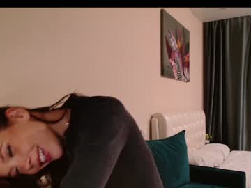 webcam girl bitter_moon live cam image #5855611