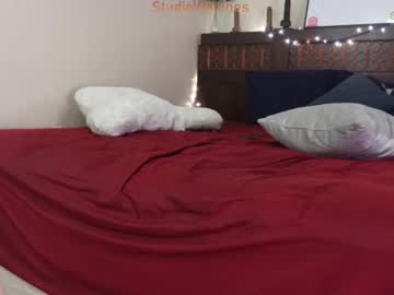 webcam couple studiowahines live cam image #6085728