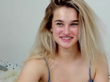 webcam girl super_pusichki live cam image #2134772