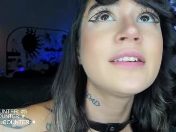 webcam girl lonelly_lolly98 live cam image #4265358