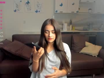 webcam girl cherylstafordy live cam image #4671488