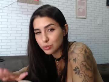 webcam girl jeangreybianca live cam image #1013936