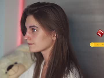 webcam girl hoolybunny live cam image #2329404