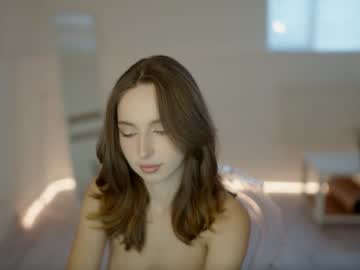 webcam girl silent_chill live cam image #6173858