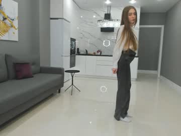 webcam girl susanwests live cam image #5609177