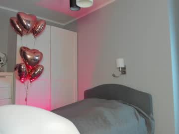 webcam girl aria_muv live cam image #6405724