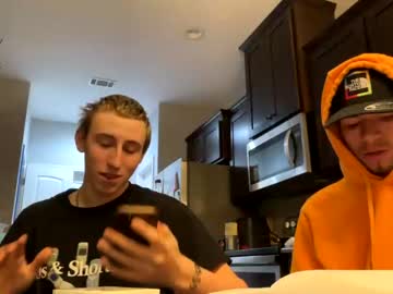 webcam man holdthesausagehostage live cam image #4258769