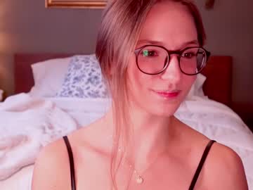 webcam girl innocentprovenguilty live cam image #5601138