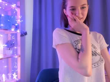webcam girl shirleywatson live cam image #3838876