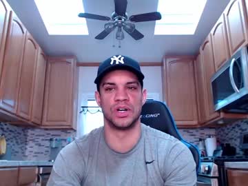 webcam man new_york_guy518 live cam image #1474404
