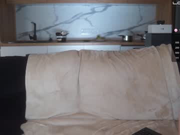 webcam girl tiffany__keyss live cam image #3884638