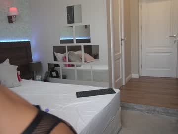 webcam girl erikabee live cam image #1771986