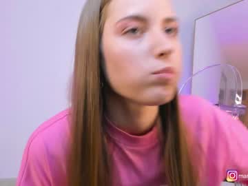 webcam girl mango_shake live cam image #1194570