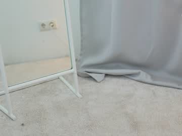 webcam girl floret_joy live cam image #6798385