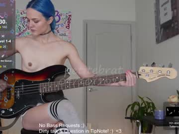 webcam girl petitebrat live cam image #6793070
