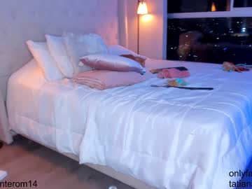 webcam girl swt_molly live cam image #5605353
