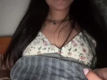 webcam girl oopsy_daisy_7 live cam image #5771705