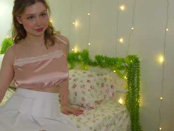 webcam girl april_blush live cam image #6827302