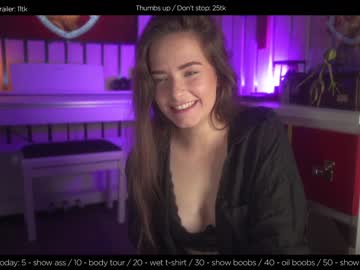 webcam girl hermione_potter_couple live cam image #2798815