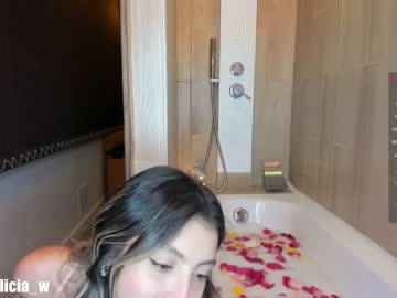webcam girl aliciawonder_ live cam image #2525290