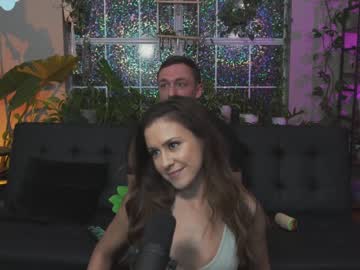 webcam girl livanddrew live cam image #3850000