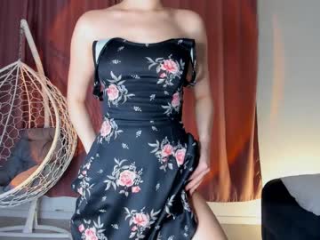 webcam girl emilybatee live cam image #4132379