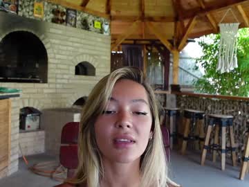 webcam girl fantasystudiox live cam image #4768620