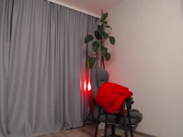 webcam girl oelan_lory live cam image #5803045