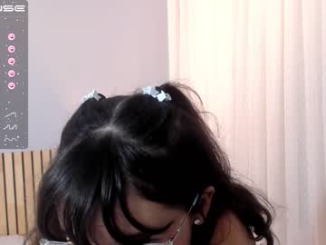 webcam girl little_effy18 live cam image #4065312