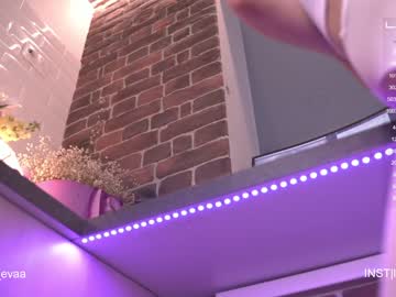 webcam girl lil_eva live cam image #1765896