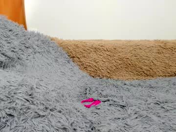 webcam girl barbi_ken live cam image #1886800