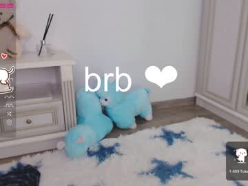 webcam girl small_blondee live cam image #3131145
