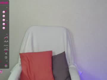 webcam girl yourvirusqueen_ live cam image #2322828