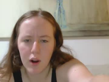 webcam girl sweetie_bird live cam image #6916371