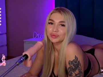 webcam girl dreamkisslove live cam image #7102174
