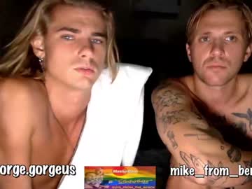 webcam man guys_from_the_bench live cam image #4166437
