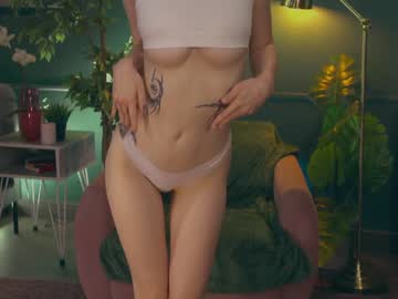 webcam girl ella_knockers_xl live cam image #2275183
