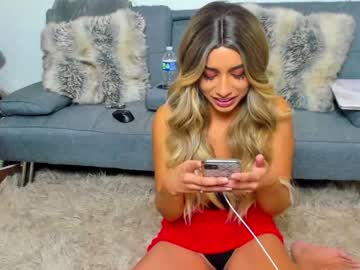 webcam girl jazmynn_m live cam image #32894