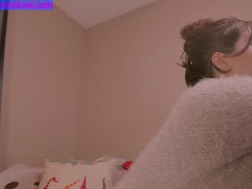 webcam girl chroniclove live cam image #3421623
