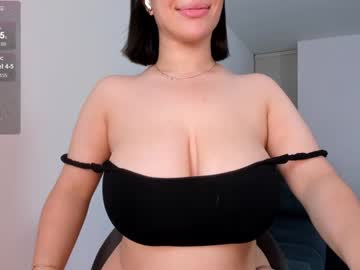 webcam girl ann__w live cam image #6867781