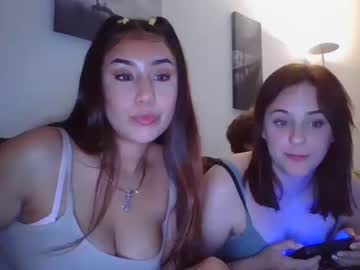 webcam couple genesisssx live cam image #19823