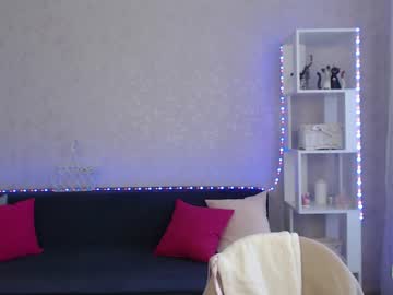 webcam girl ellyloy live cam image #3213963