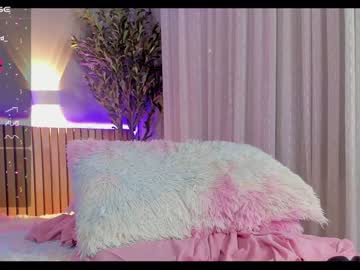 webcam girl little_effy18 live cam image #6590720