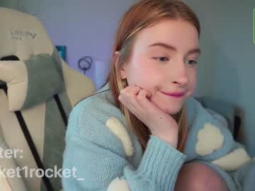 webcam girl pocketrocket_ live cam image #2359373