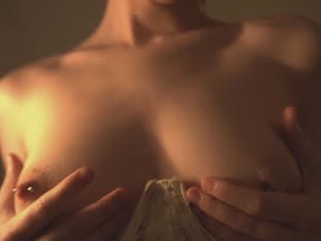webcam girl bibi_it_is live cam image #1905818