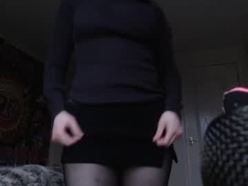 webcam girl dominiquemystique live cam image #4448416