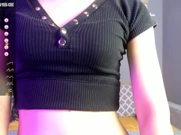 webcam girl little_v1rgin_angel live cam image #2116888