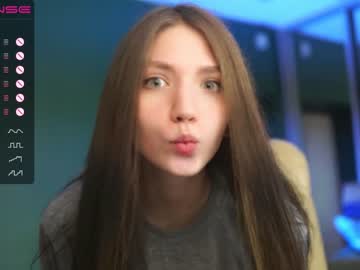 webcam girl angels_kiss live cam image #4602977